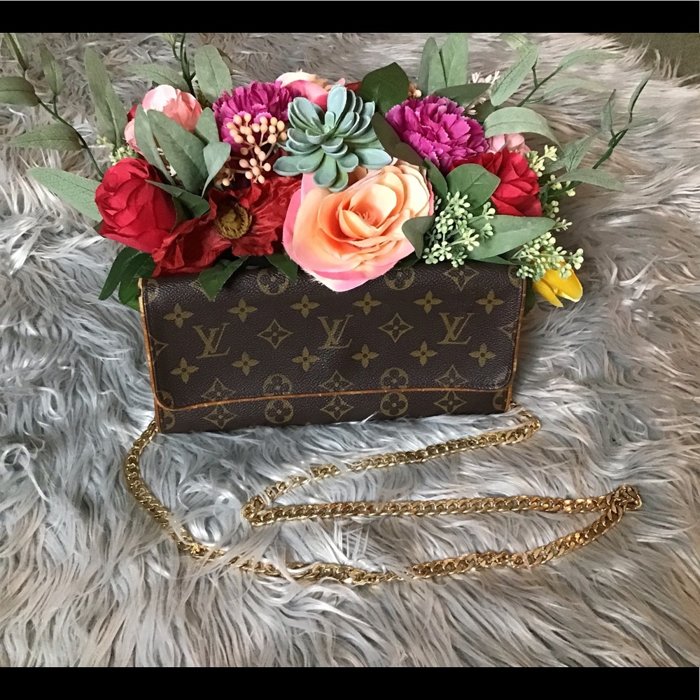 Auth Louis Vuitton Pochetta Twin GM - Picture 3 of 5